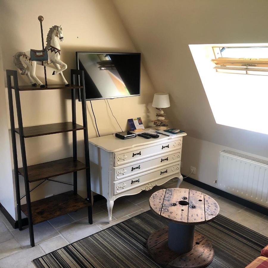 Le Champ Des Possibles Bed and Breakfast Manerbe Esterno foto